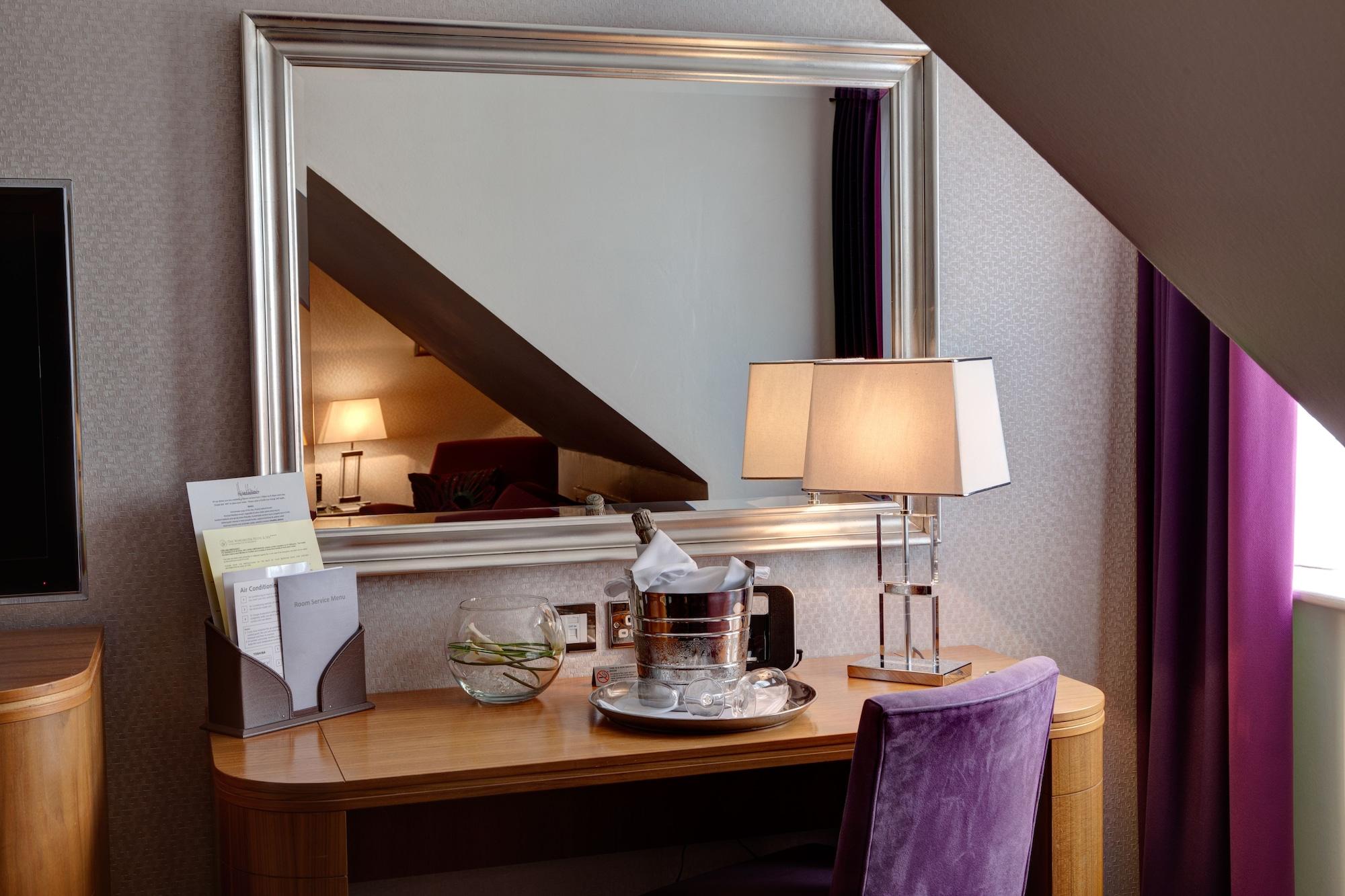 The Winchester Hotel And Spa Esterno foto